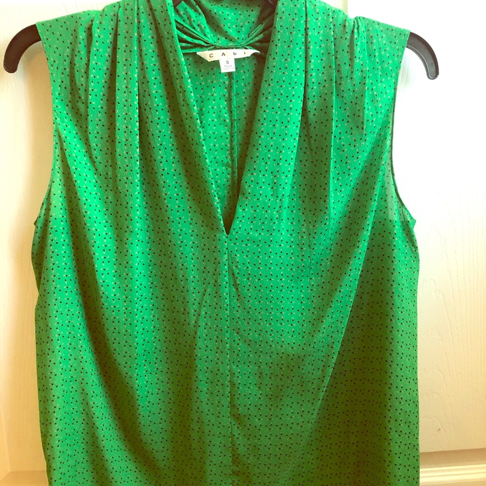 Cabi green dot top